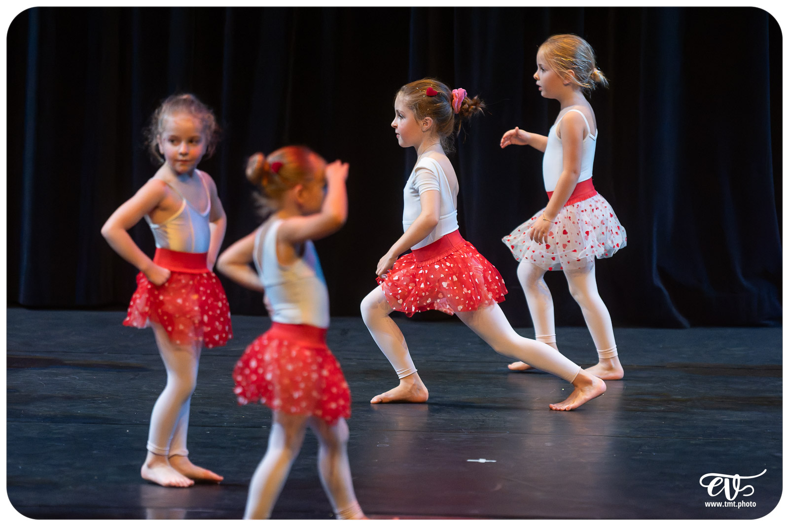 ECOLE DE DANSE CÉCILE ADAMOW